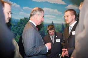 Książę Karol spotkał się w Białowieży z przedstawicielami organizacji pozarządowych